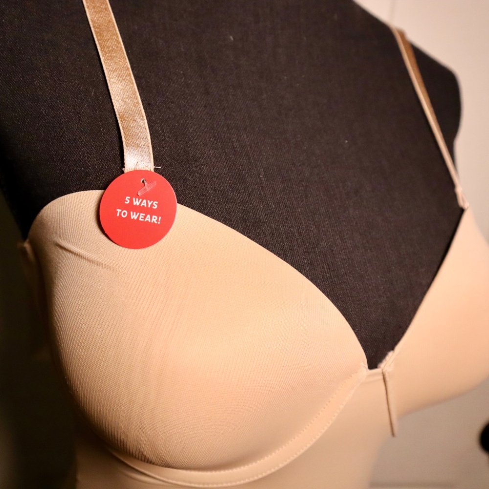 RED HOT by SPANX NWT Strapless Cupped Bodysuit Beige Large - Picture 4 of 7